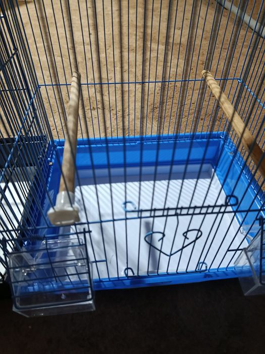 Клетки для птиц б/у