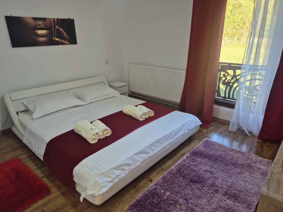 Camere disponibile 180lei 2 pers/noapte și 100lei 1 per.