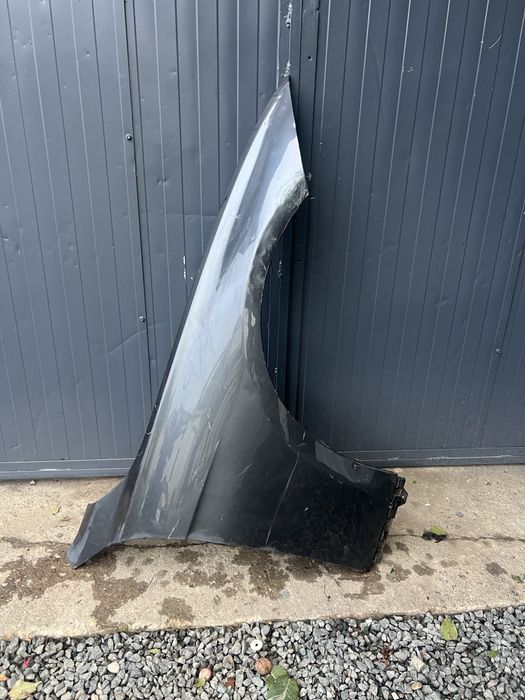 Aripa stanga fata bmw seria 3 f30