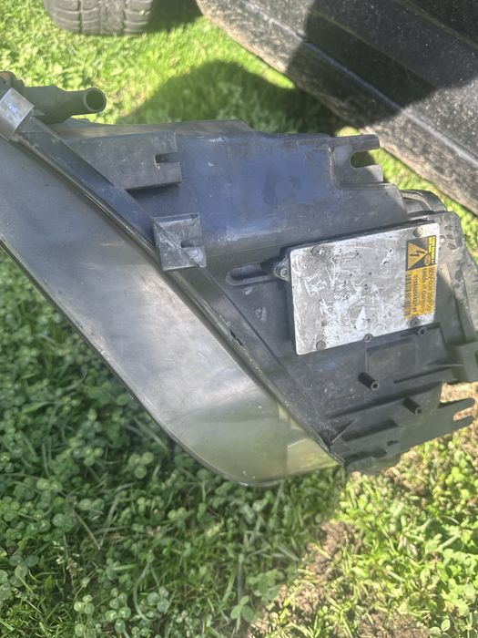 Vand faruri pentru e60-e61 xenon