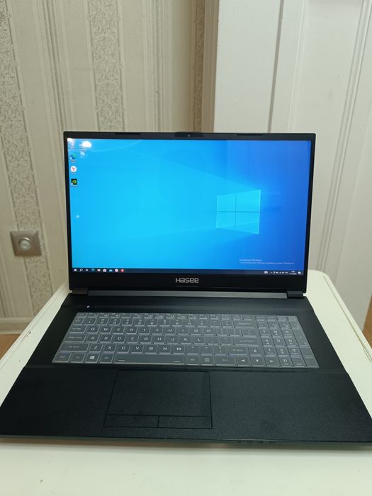 HASEE ноутбук i 7 10750