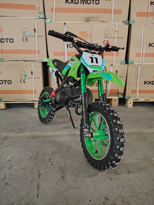 Cross motocicleta enduro 49cc noua adusa din Germania pentru copii