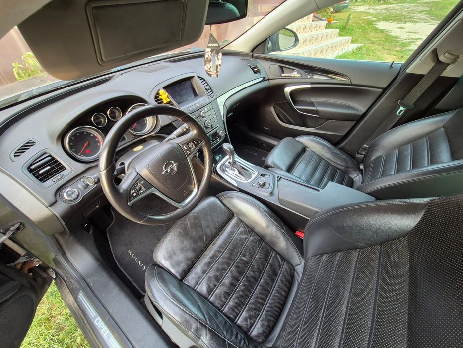 Opel insignia sport tourer