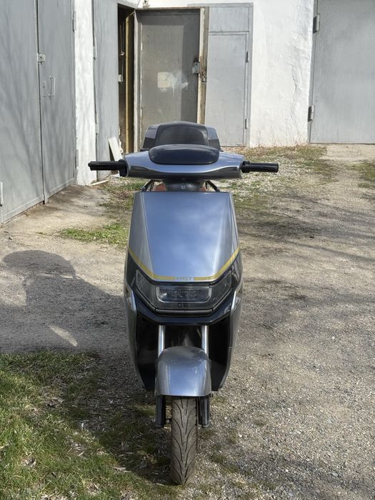 Электроскутер.