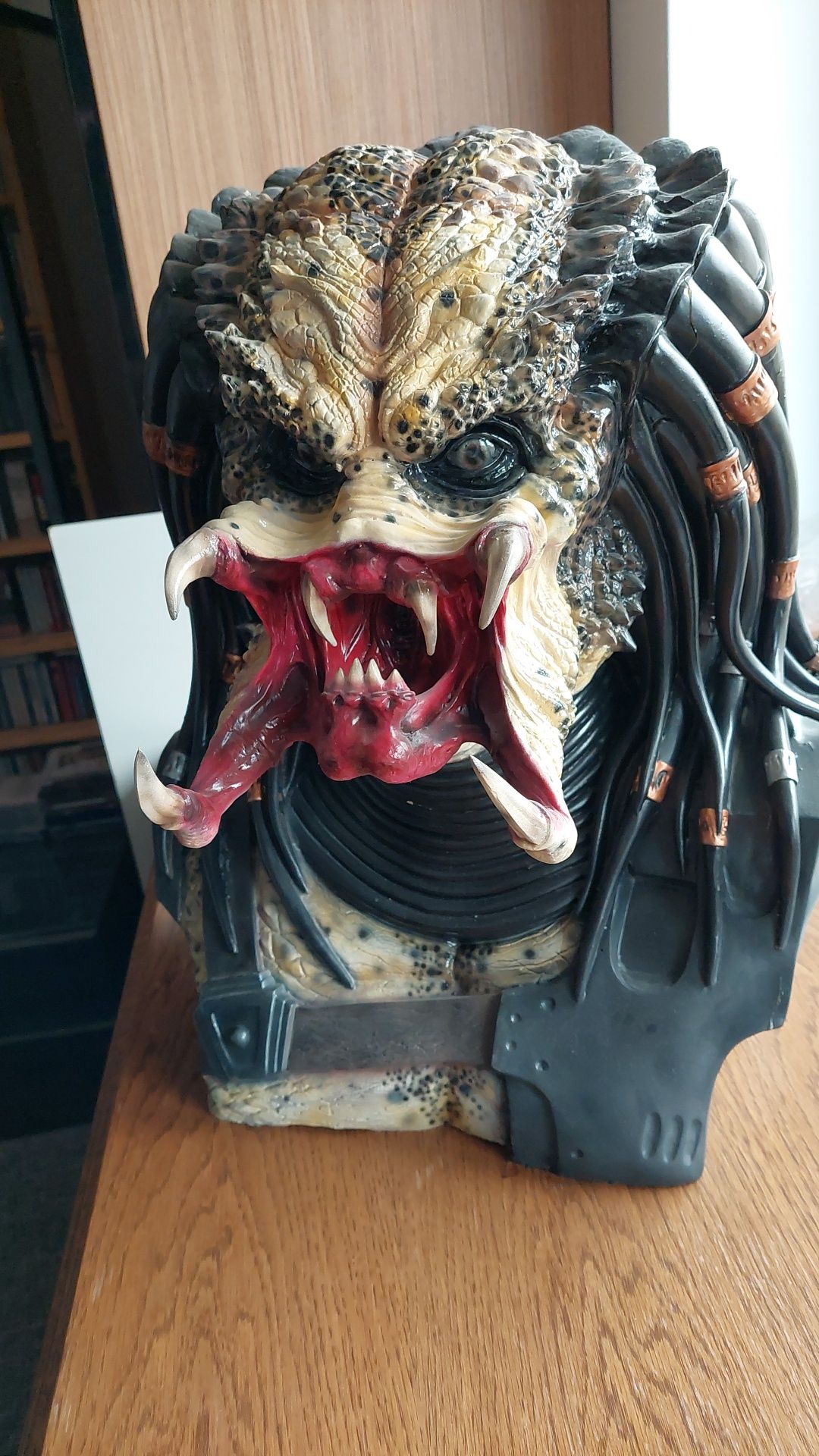 Statuetă 1:1 bust Predator unicat