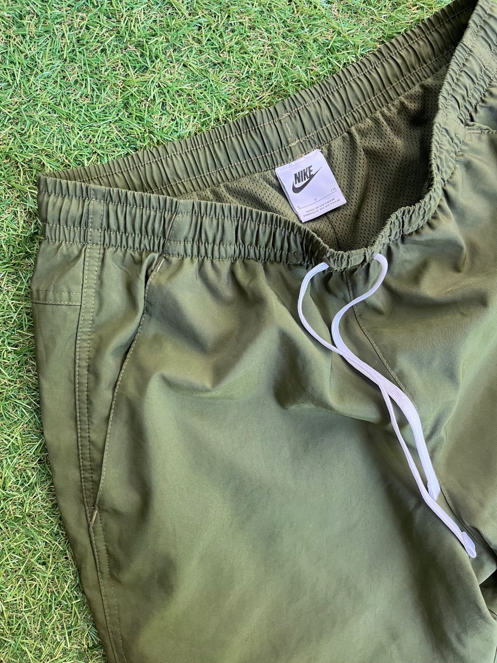 Мъжки къси панталонки : NIKE DRI-FIT S