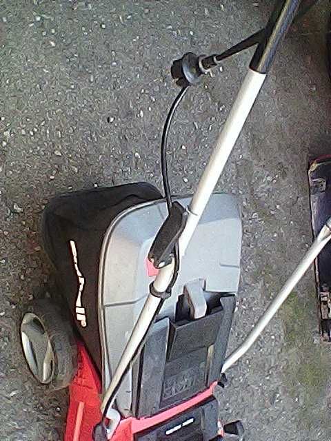 Неизползвана електрическа косачка EINHELL GC-EM 1536
