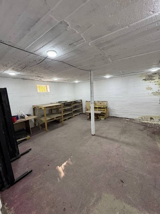 Сергели 4-бекат олдида ижарага (аренда) га жой бор 38м2 ва 70м2