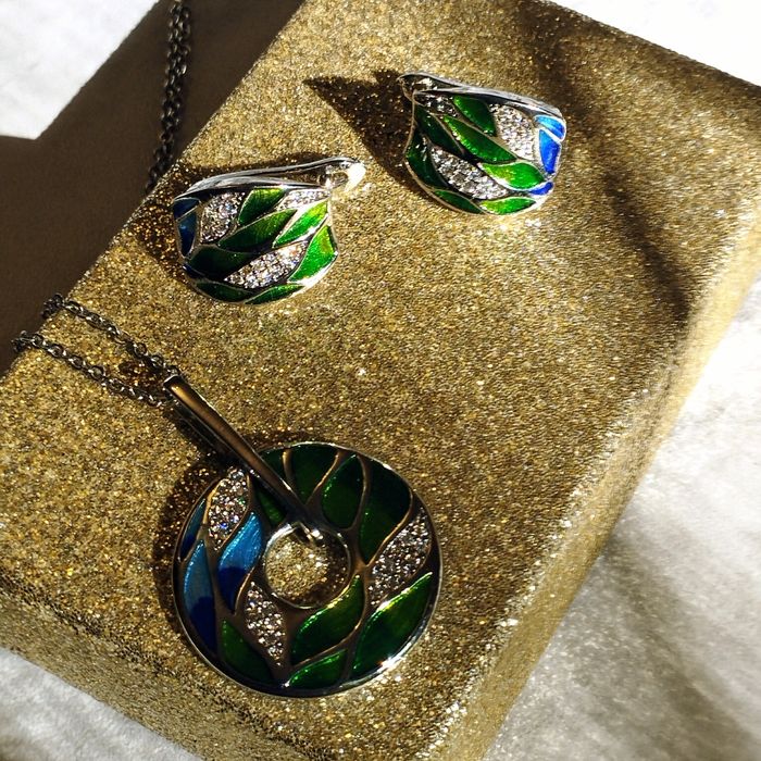 Серебряный комплект с эмалью