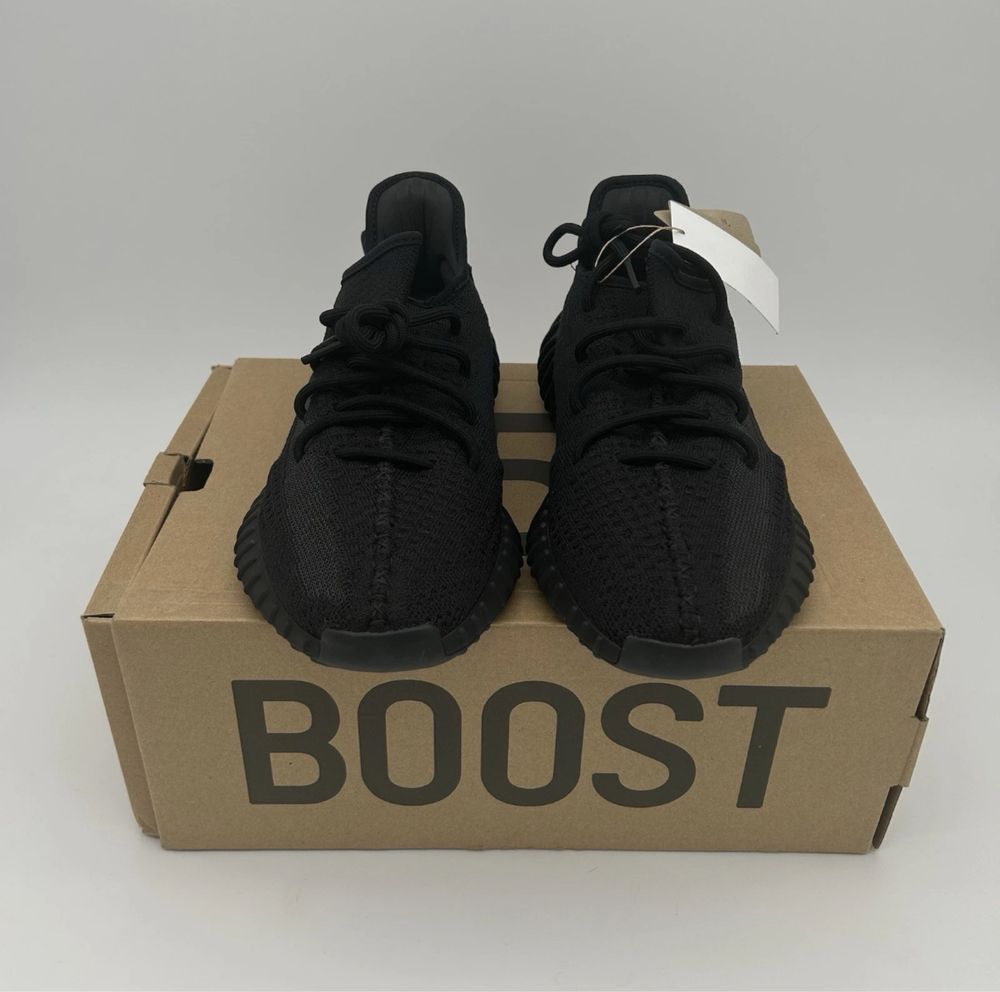 Adidas Yeezy Boost 350 V2 Onyx Black Full Box