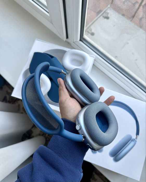 AirPods Max Sky Blue