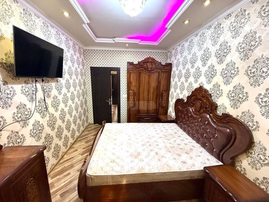 3 xonali kvartira sotiladi