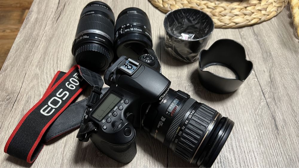 Фотоапарат Canon 60D и обективи