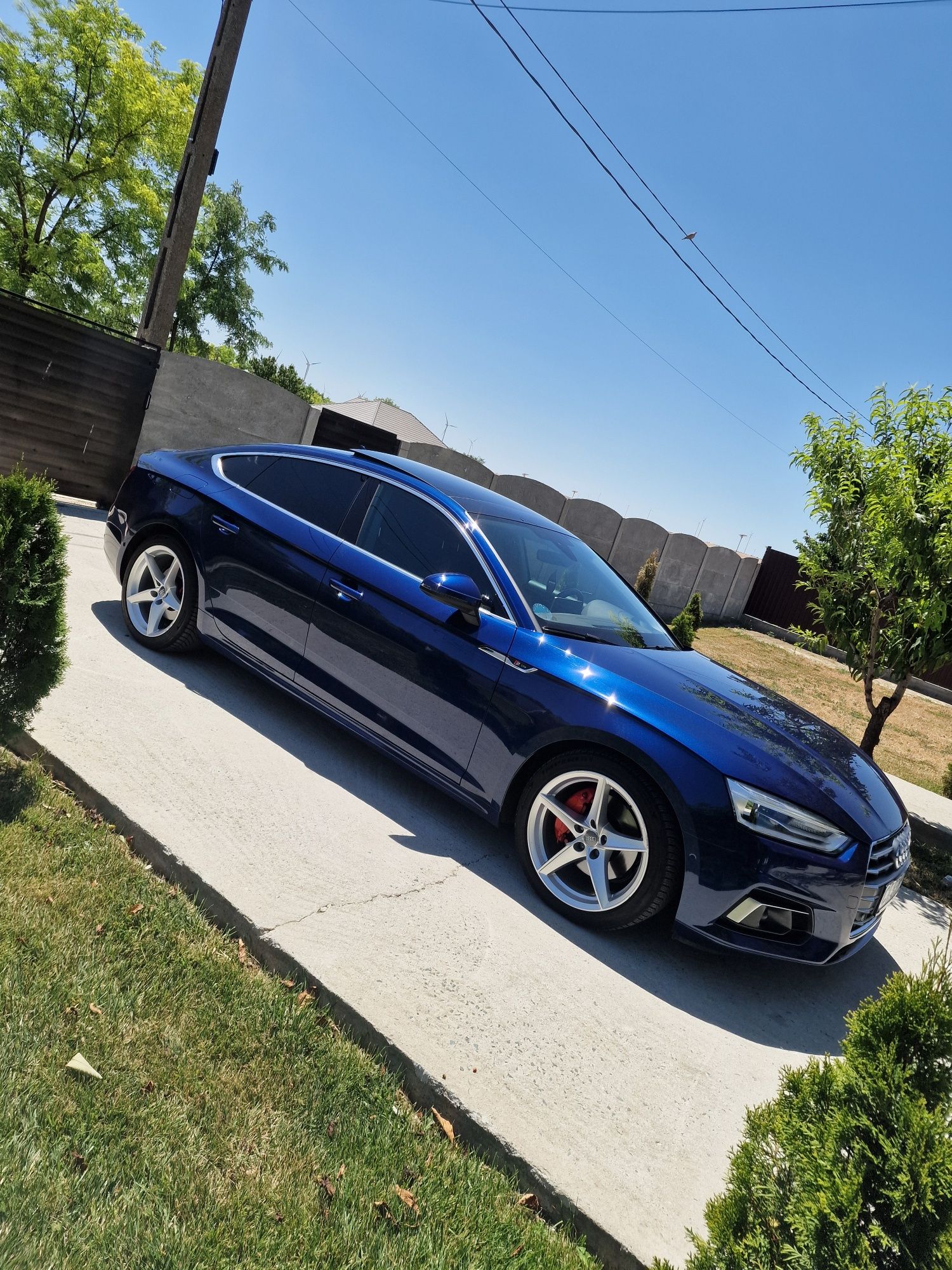 Vând Audi a5 2.0 190 cp