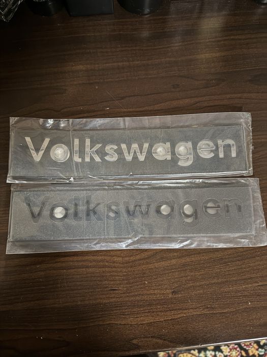 Volkswagen ID-4 эмблема