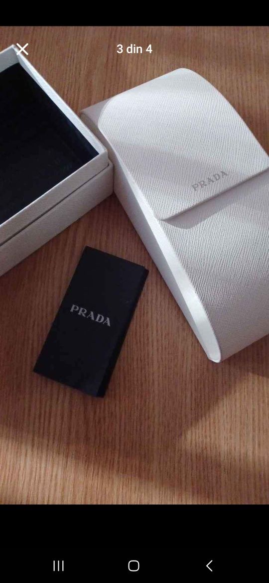 Ochelari dama, Prada