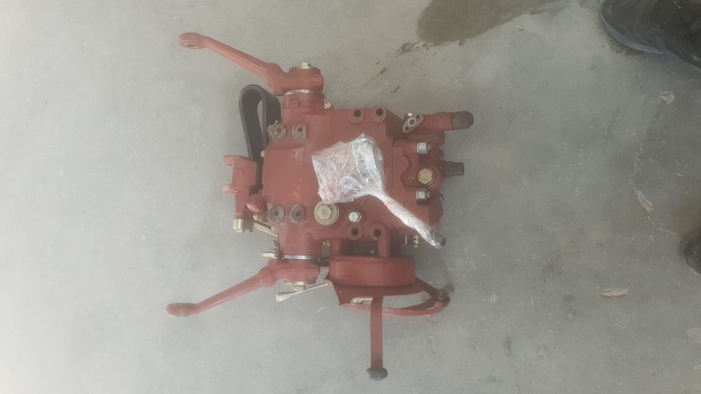 Monobloc tractor universal