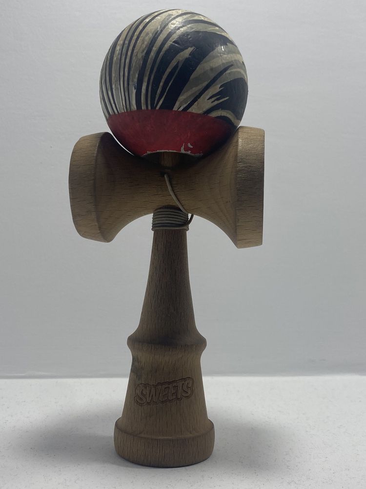 Kendama Sweets Grain Split Raider Originală