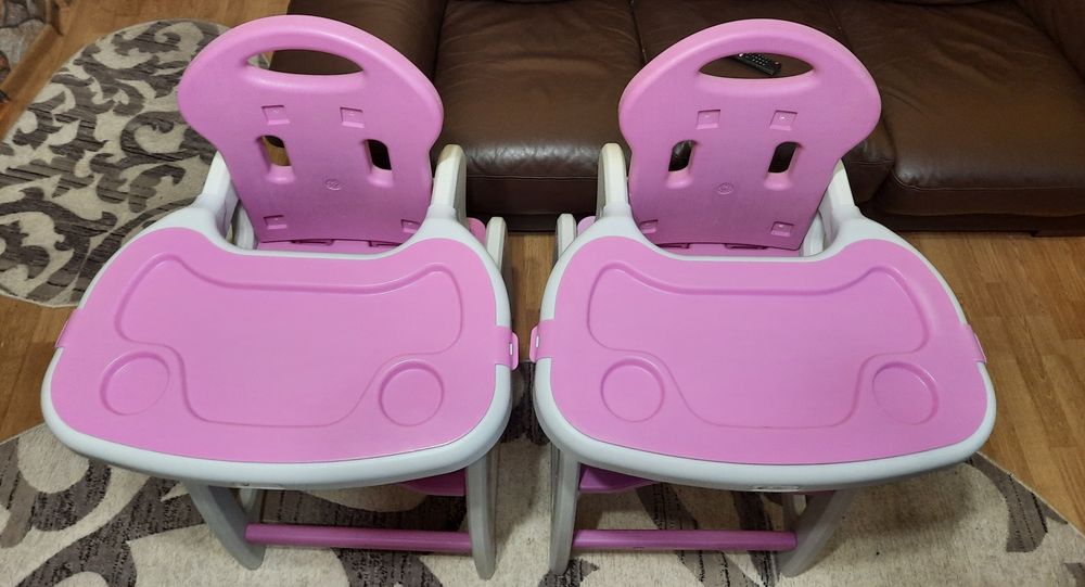 Scaun de masa Juju Eat&Play 2 în 1 mov/roz, gemene - 2 scaune