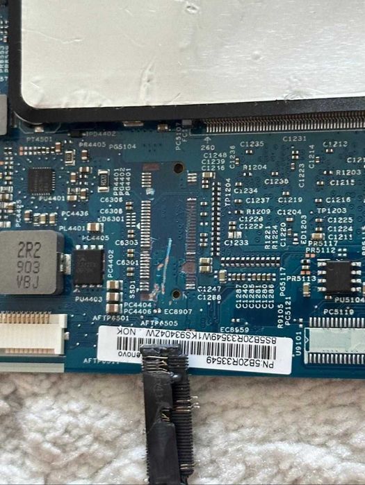 Placa de Baza laptop Lenovo V130-15IKB 81HN i3-7020U Radeon 530 2 GB