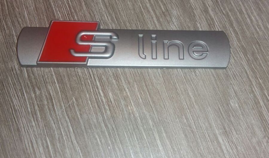 Set complet Sigla S Line Audi A3 A4 A6 A8 Mat Silver Crom 7 cm