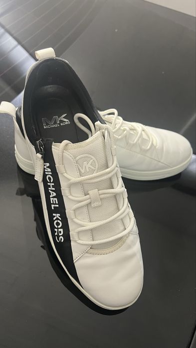 Michael Kors мъжки бели кожени кецове