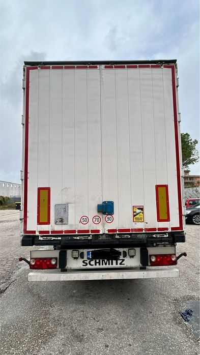 Semiremorca Schmitz Cargobull box