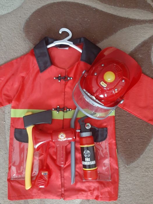 Костюм пожарника новогодний