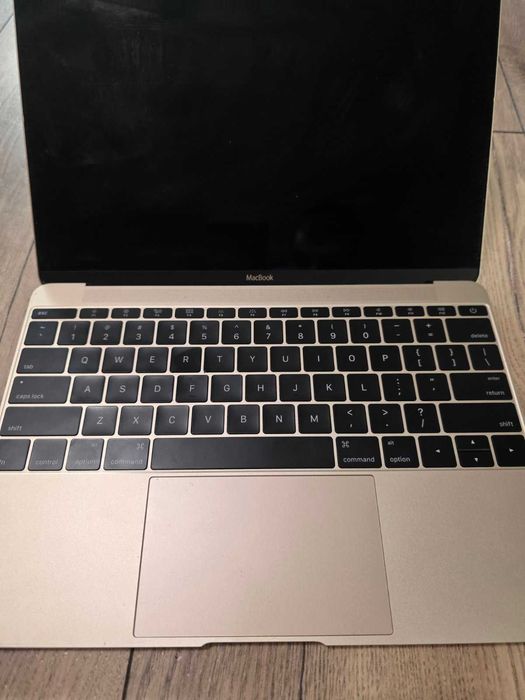 Лаптоп Macbook A1534 за части