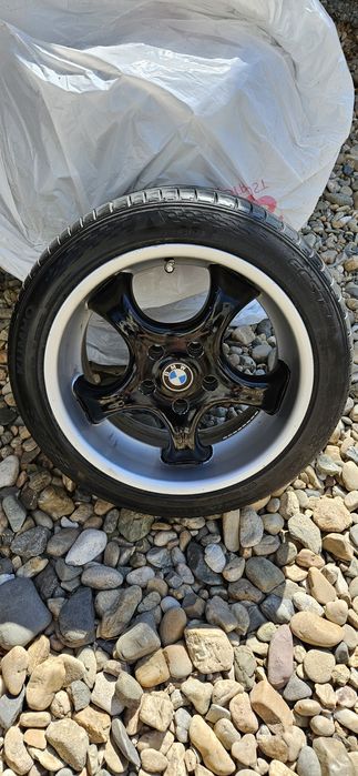 Vând Jante BMW e90 r17 5×120 cu Anvelope kumho dot 2023