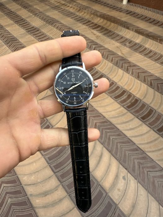 Erkaklar uchun qol soati SKYLANGE