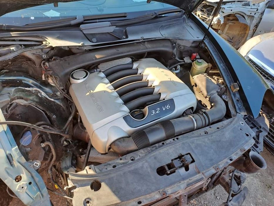 Portieră / ușă stânga / dreapta Porsche Cayenne 3.2 Benzină V6 An Fab