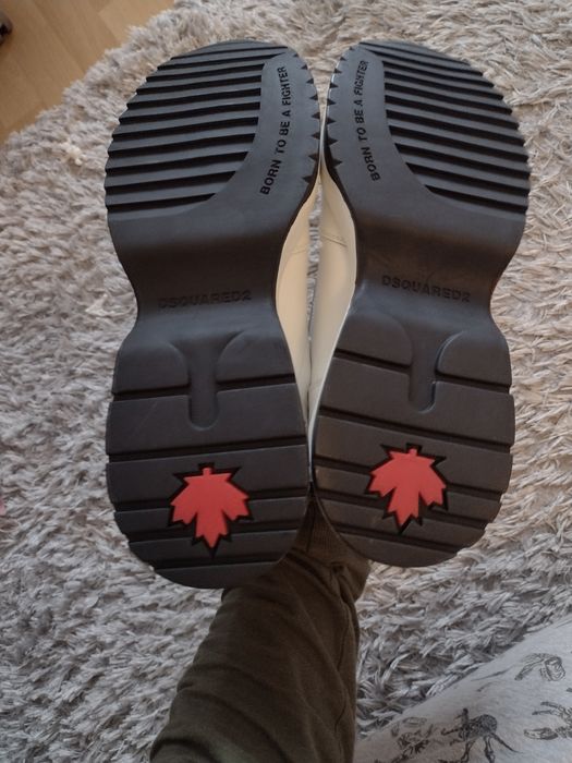 Оригинални ,Нови ,дамски маратонки Dsquared2 40/41 размер