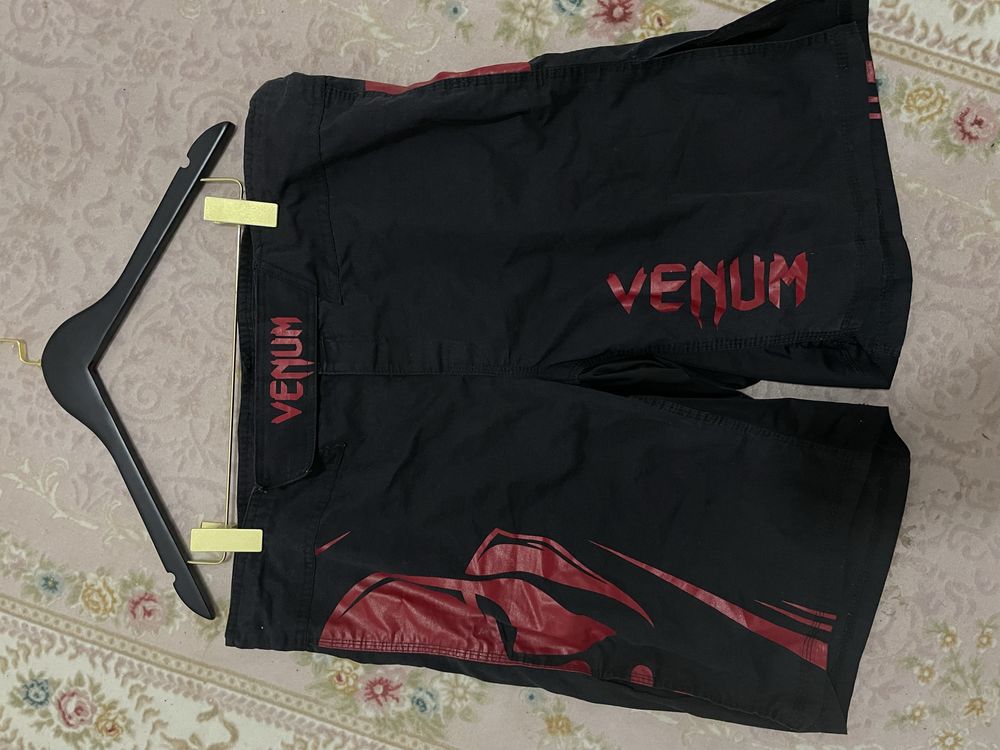 Under Armour sport futbolkasi xxl