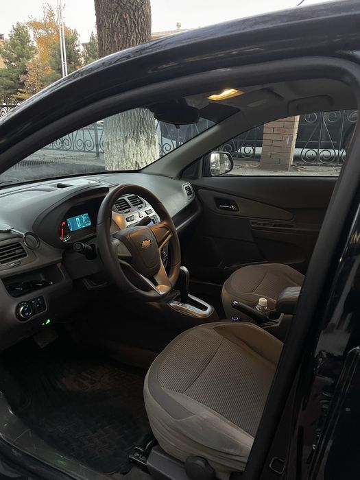 срочно продаётся авто