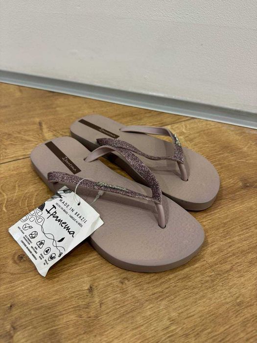 Vând șlapi Ipanema noi, cu etichetă – mărime 35