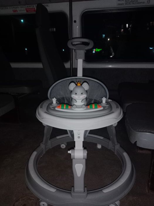 Срочно продам ходунок в отличном состоянии