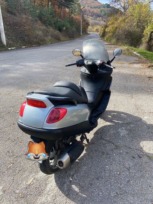 Мотоциклет Piaggio X9 180