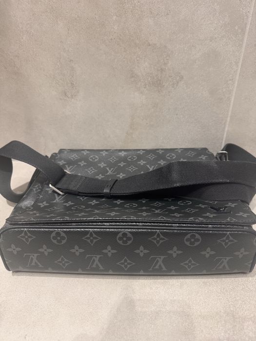 Louis Vuitton District MM