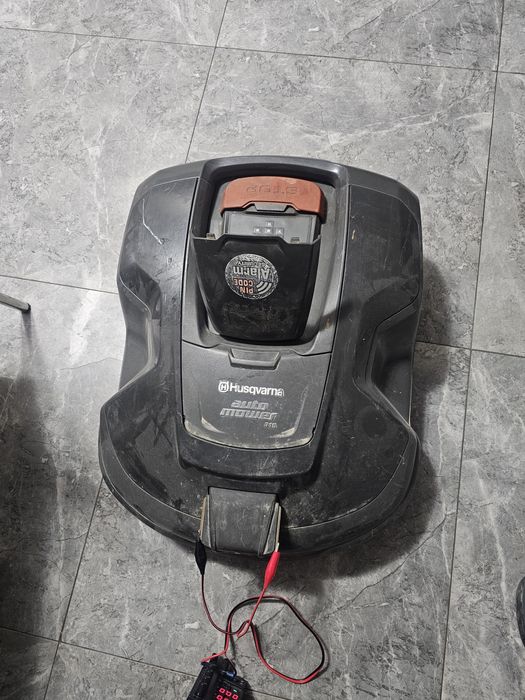 Robot tuns gazon husqvarna 315