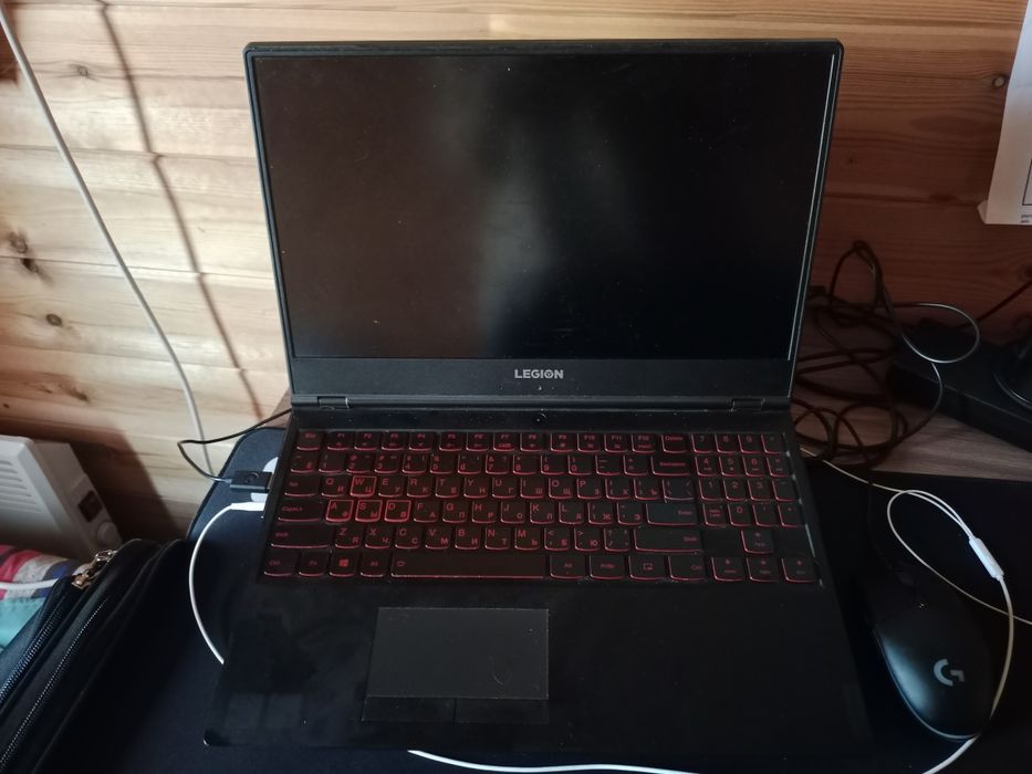 Lenovo Legion y7000