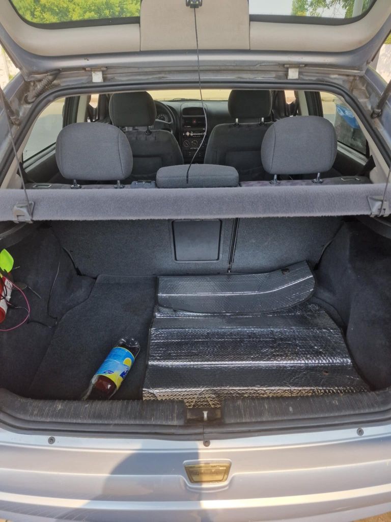 Vând Opel Astra G