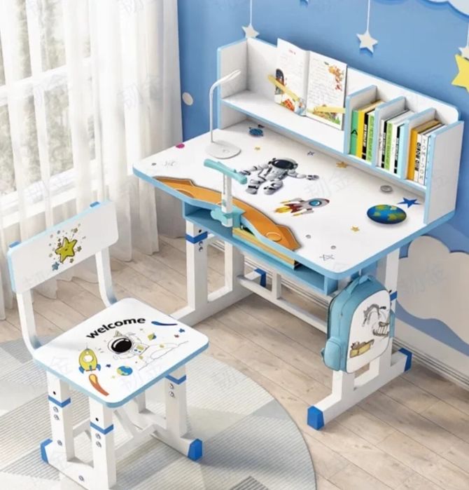 Birou Baieti cu Scaun Reglabil