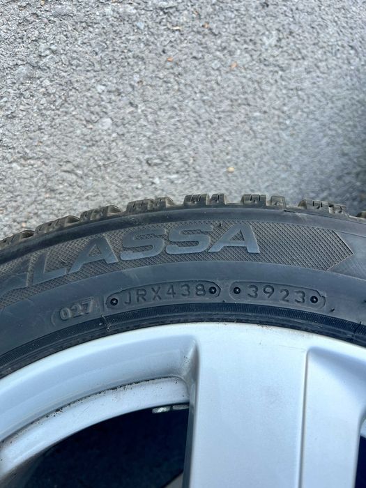 Гуми Lassa Snoways 4 225/50/17 с джанти за Ауди, Шкода, Фолксваген