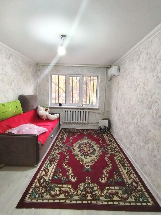 Продается 2х ком кв в рне Детских Товаров