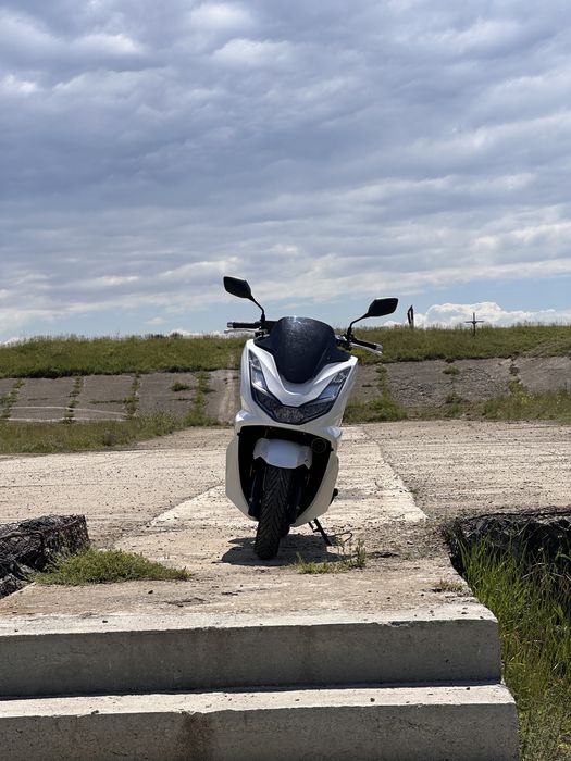 Honda pcx 125 cm/3