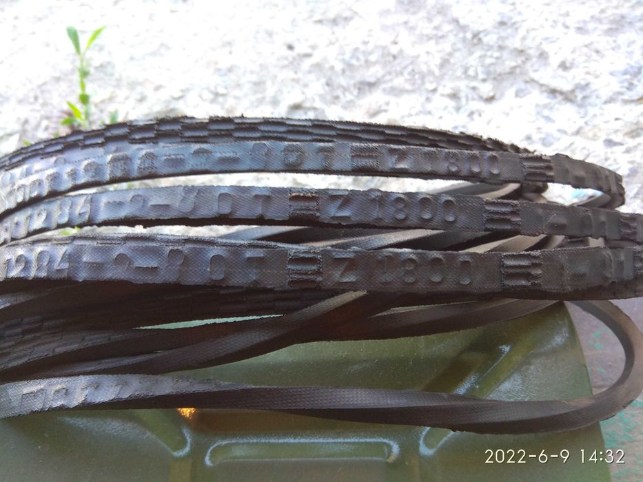 Продам ремень приводной:  А-1900, z-1800