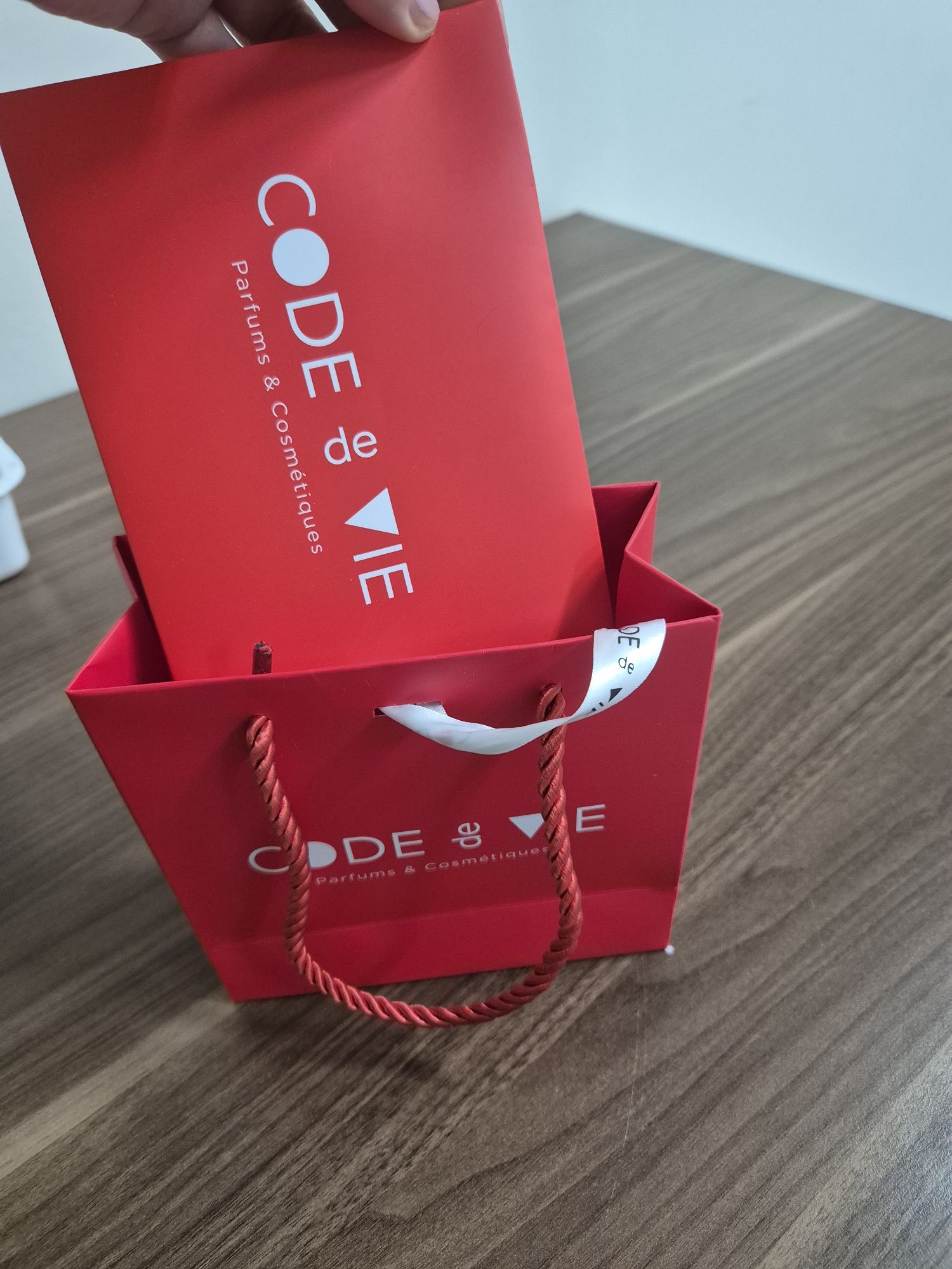 Продам сертификат  Cod de vie