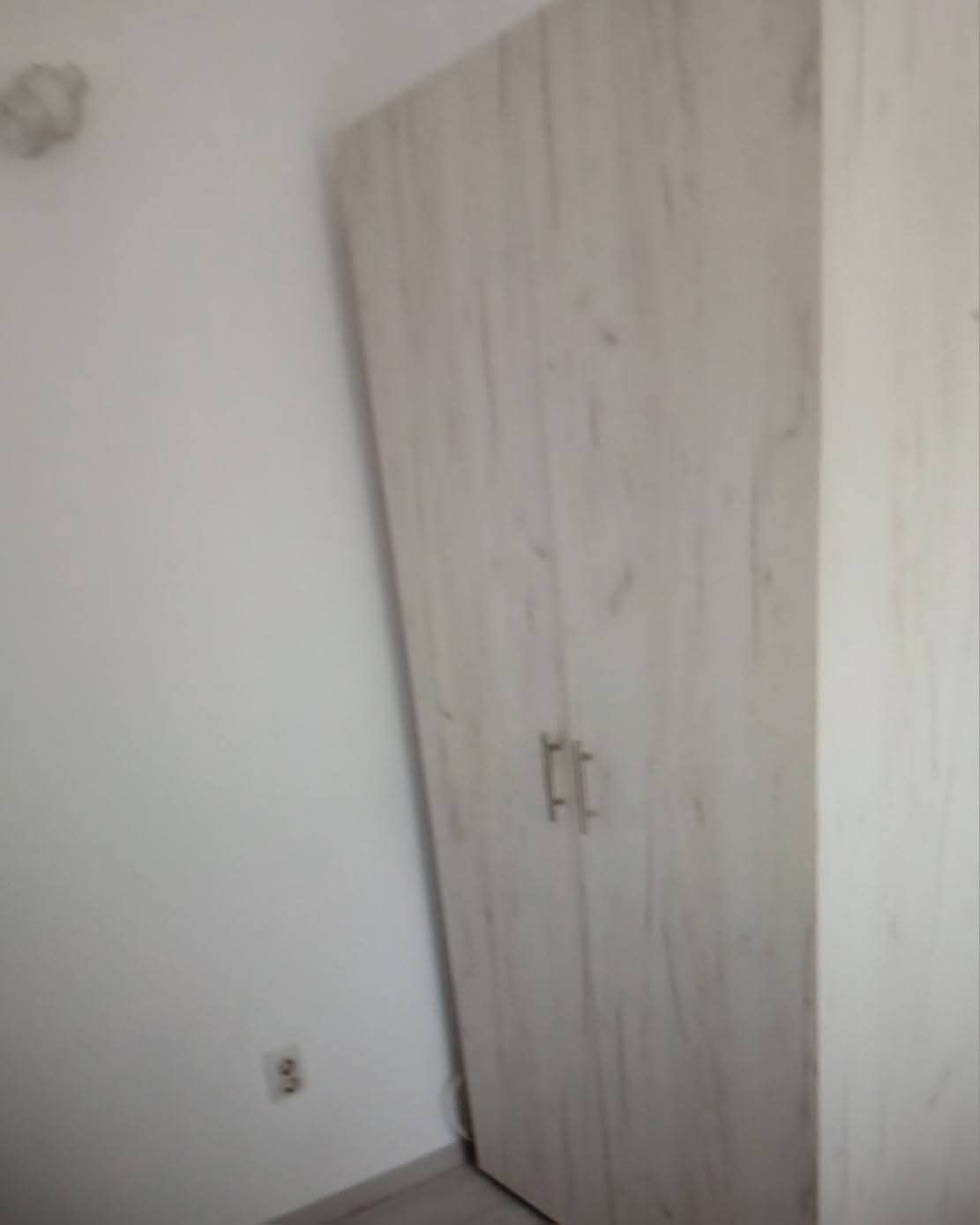 Persoană Fizică Dau în Chirie Apartament