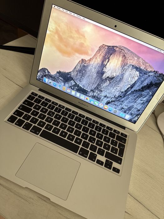 Macbook Air Retina,13-inch, 2014 128Gb 4Gb ram
